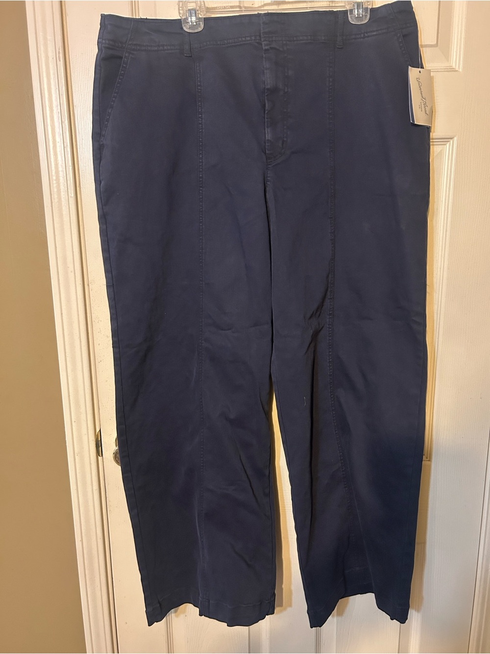 Universal Thread Women’s Wide Leg Pants